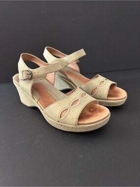 Ariat Olive Green Suede Wedge Sandals Size 7.5 Western Boho